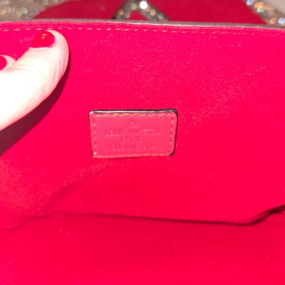 Louis Vuitton Pink Purple & Blue Gradient Epi Leather PM Twist Shoulder Bag. - Picture 4 of 7